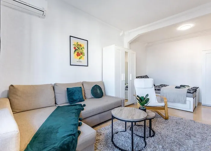 Free Parking - Adm Warm Spacious In Center, Coffee, Ac, Wifi * Bratysława