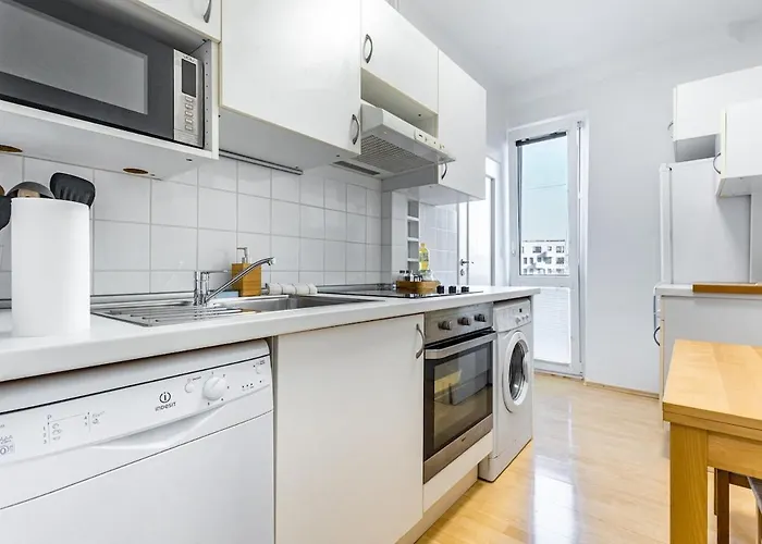 Free Parking - Adm Warm Spacious In Center, Coffee, Ac, Wifi Lejlighed Bratislava