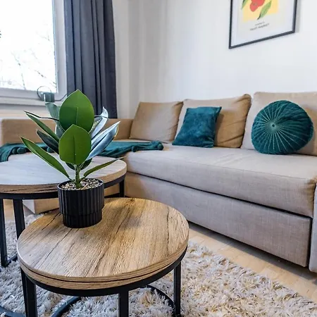 Free Parking - Adm Warm Spacious In Center, Coffee, Ac, Wifi Apartament *